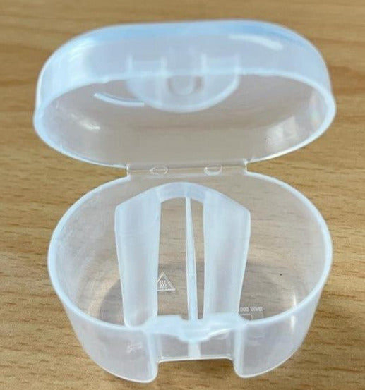 Post-Rhinoplasty Nasal Retainer
